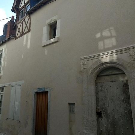Charme Et Confort Blois Centre Exterior foto